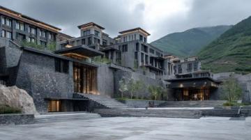 四姑娘山云端酒店:俯瞰日照金山的极致体验