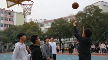 2025丹东万人匹克球赛启动以体育带动夏日旅游
