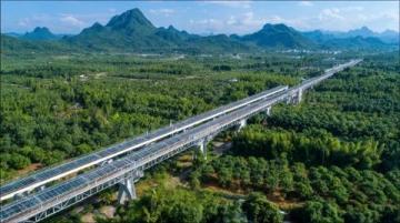 以下是为您设计的2天宣城旅游计划,结合景点、美食与交通建议