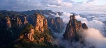 河南老君山洛阳旅游攻略(河南洛阳老君山旅游攻略来喽)