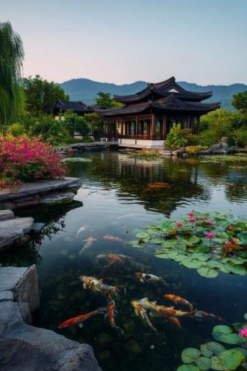 大家觉得杭州的旅游特色怎么样?