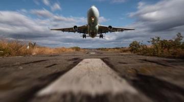 揭秘航空黑匣子:飞行安全的关键与重要性解析