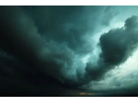 高原遇暴雨：紧急应对策略与安全须知