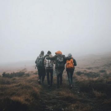 年轻人用脚步证明：旅行能缓解焦虑