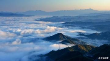 天津蓟州九山顶自然风景区以1078.5米的海拔矗立为**天津之巅**