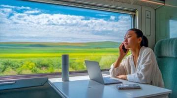 绿皮火车旅游专列:亲民价格与温馨社交的银发之旅
