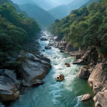 德庆景区﻿﻿德庆旅游德庆县坐落在广东省肇庆市西部、西江中游北岸