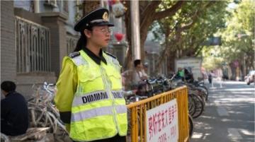 2008年,河南22岁女孩,在四川旅游时突遇地震