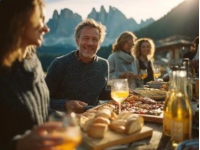 探寻旅途中不期而遇的美好：邂逅文化、节庆、自然与美食的惊喜瞬间