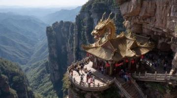 中国天眼成热点: 引爆全球关注与旅游潮