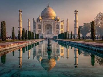世界上最值得去的旅行地：10个必去景点推荐