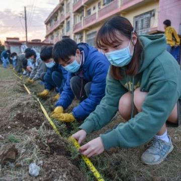 盘龙区深入开展防震减灾科普“进部队进社区”活动