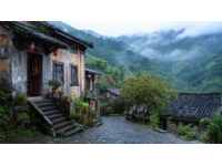 贵州九日深度自驾游：从乌蒙草原到西江苗寨文化之旅