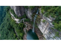 来贵州安顺旅游，怎么能错过黄果树瀑布！这里不仅是世界著名大瀑布之一