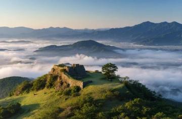 河北秦皇岛角山景区：万里长城第一峰，4A级自然与历史的完美融合
