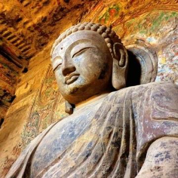 龙门石窟洛阳赏春攻略作为5A景区，来洛阳少不了要去一趟龙门石窟