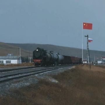今天独自一人开启新疆自由行，主打公共交通（铁路、高铁、班车、飞机）
